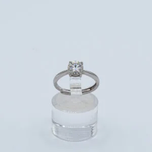 Anel Solitário Maine – 1CT Moissanite Dimond